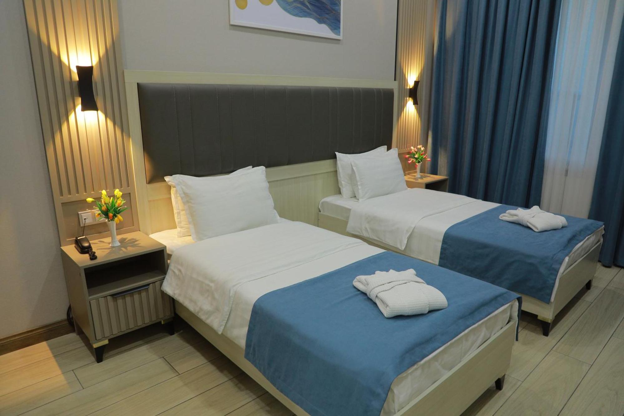 Human Hotel Taschkent Exterior foto